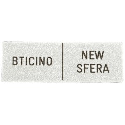 Plaquette nominative gravée pour platine de rue BTicino new sfera