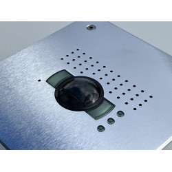 BTicino – Satiniert verchromte Messingoberfläche