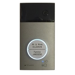 Linea 3000 – Engraved nameplate, 2 buttons, grey